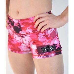 Fleo Rose Camo 3.25 short size small excellent condition